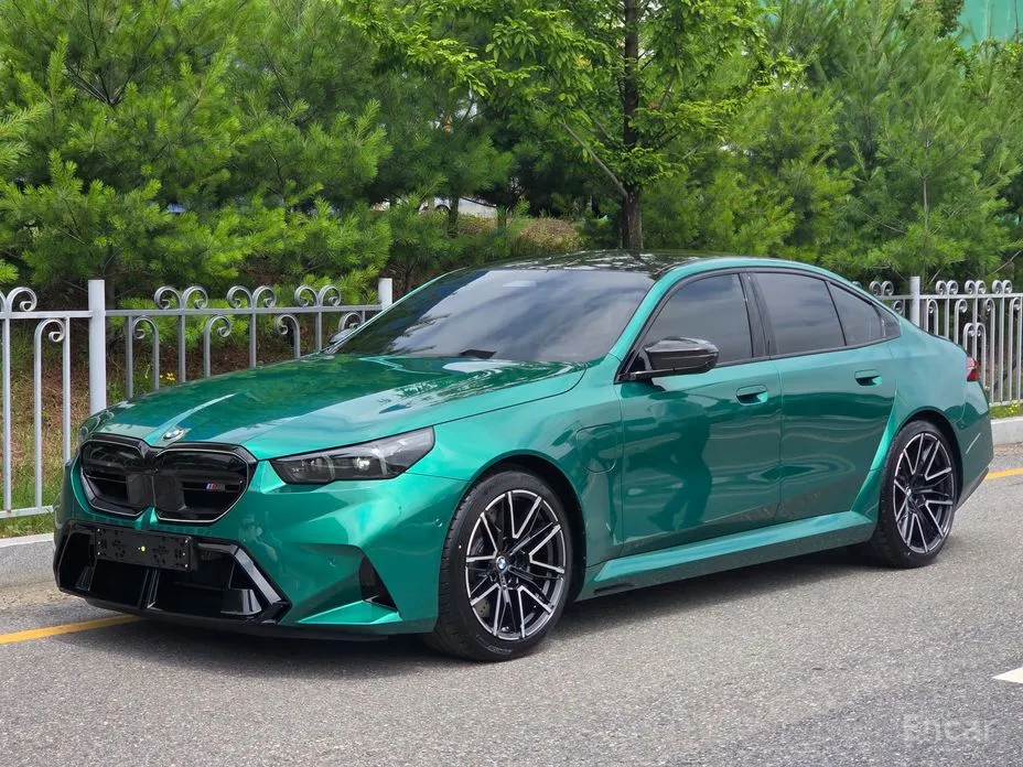 BMW M5 2024 M5 Sedan