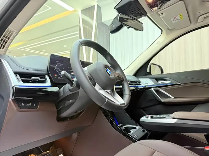 BMW X1 2025 2025款 sDrive25Li X设计套装
