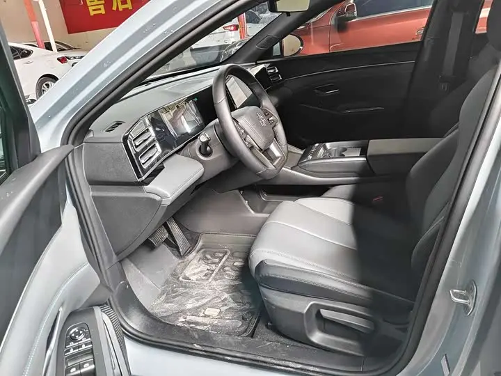 BYD Qin L 2026 2026款 DM-i 128KM进取型