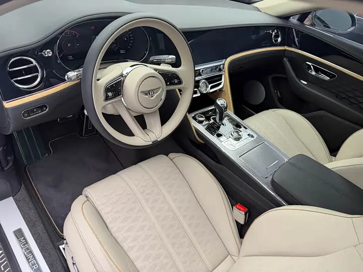 Bentley Flying Spur Hybrid 2026 2026款 4.0T V8 Mulliner