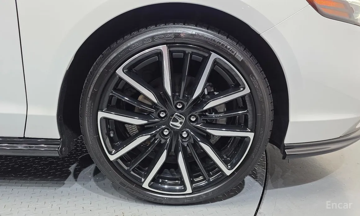 Honda Accord 2023 2.0 Hybrid Touring