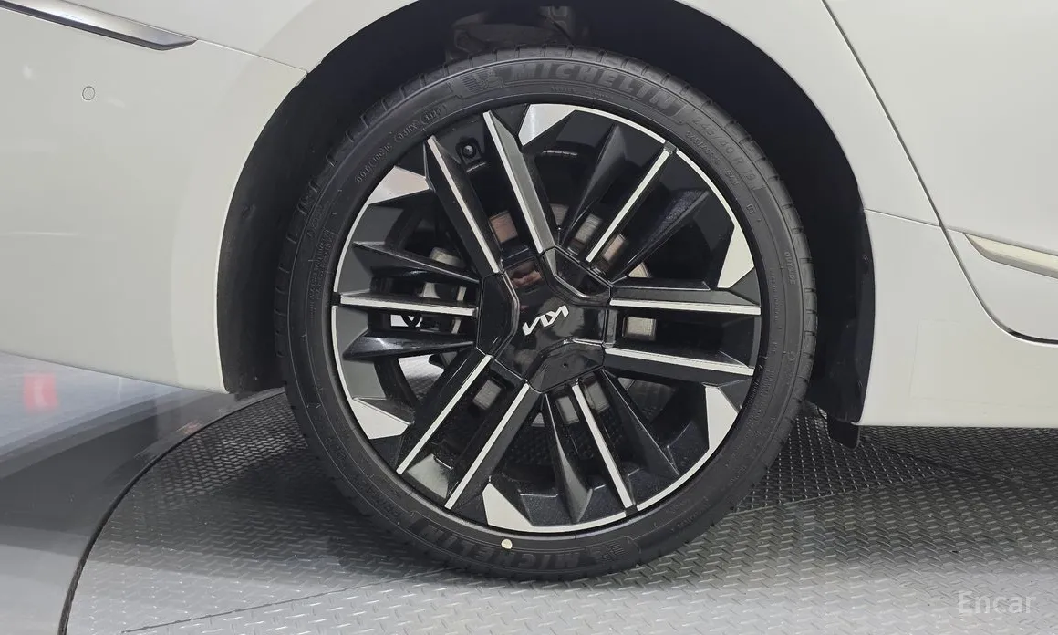 Kia K8 2024 Signature