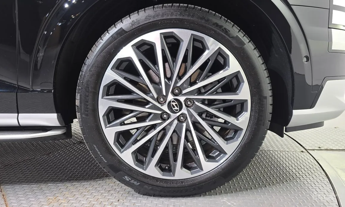 Hyundai Palisade 2025 Gasoline 2.5T 4WD 7-Seater