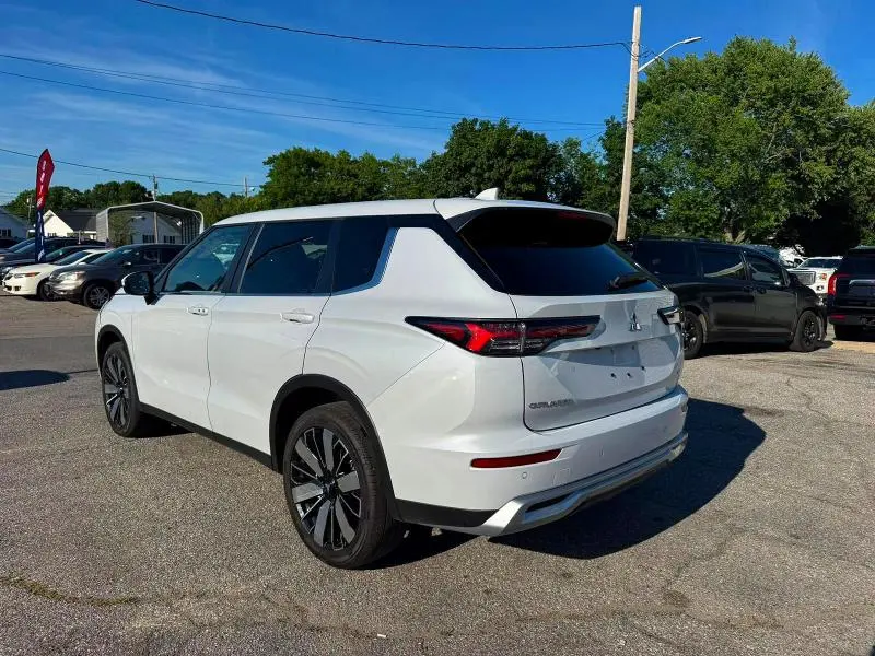 MITSUBISHI OUTLANDER 2025 VIN JA4J4VA88SZ021889