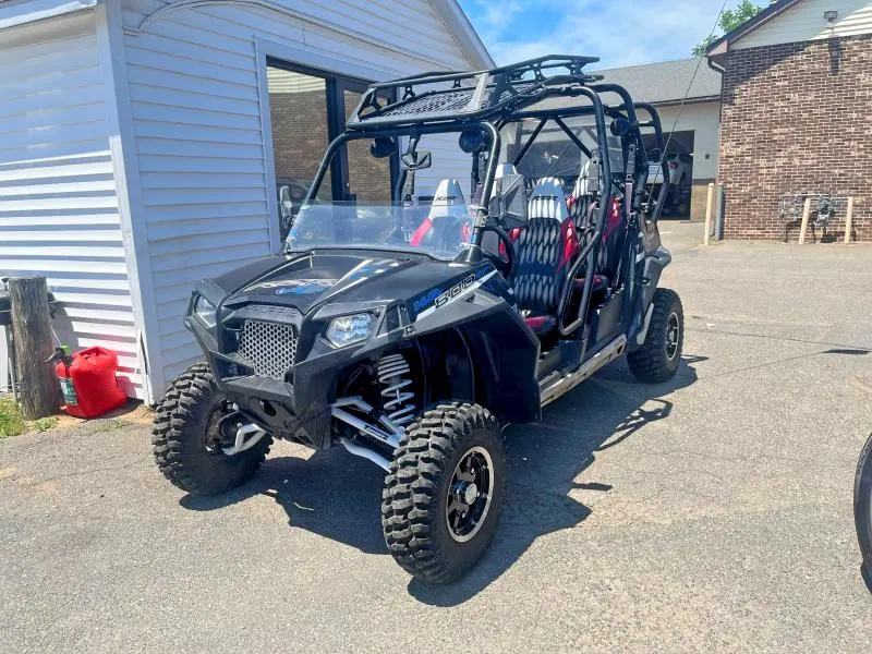 POLARIS SIDEBYSIDE 2014