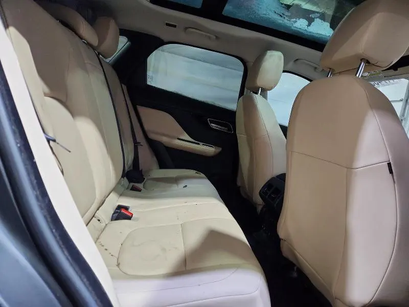 JAGUAR F-PACE 2018 VIN SADCJ2FX6JA329618
