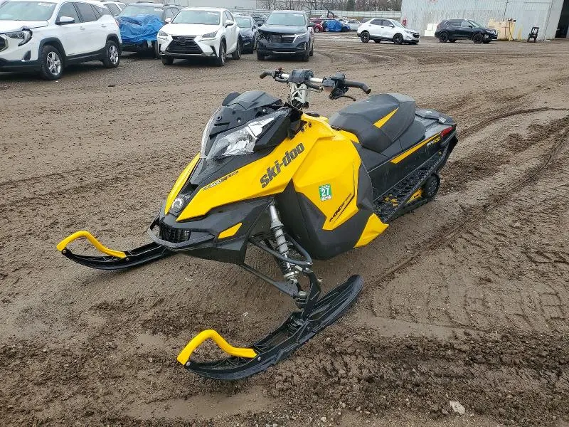 SKI-DOO MXZ TNT 80 2013