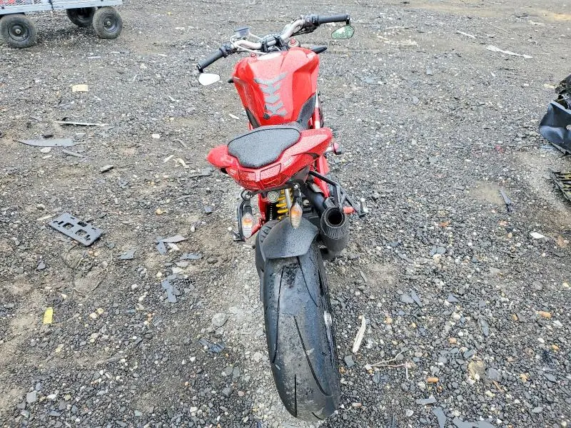DUCATI STREETFIGH 2013