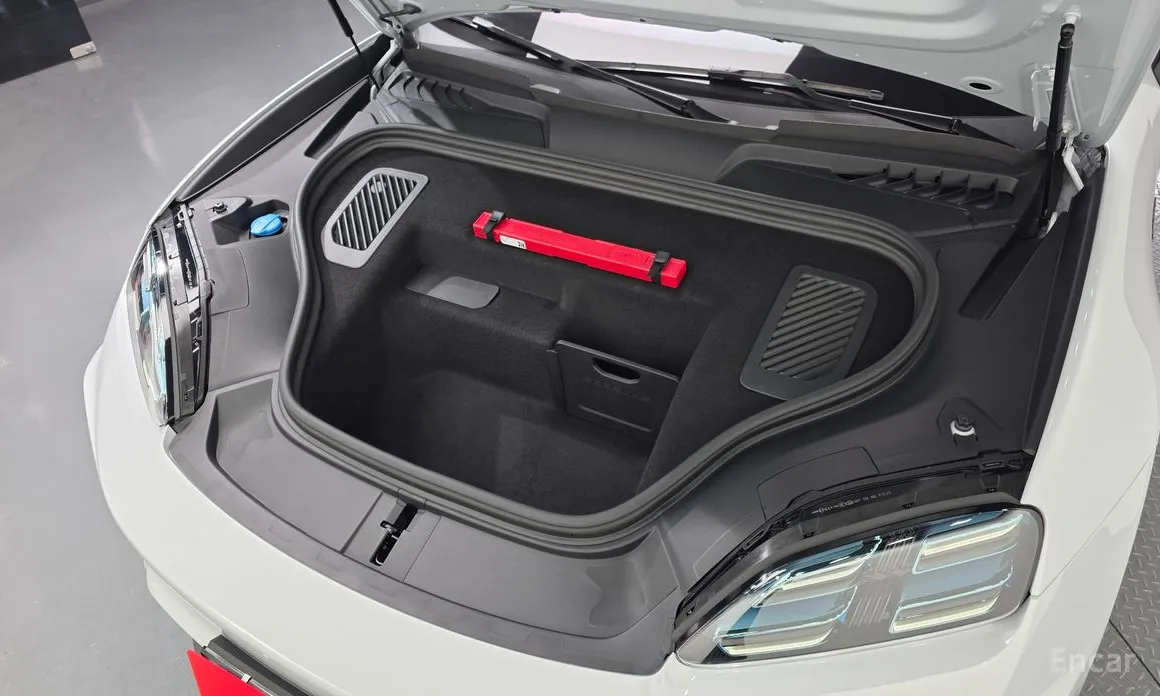 Porsche Macan 2024 Turbo