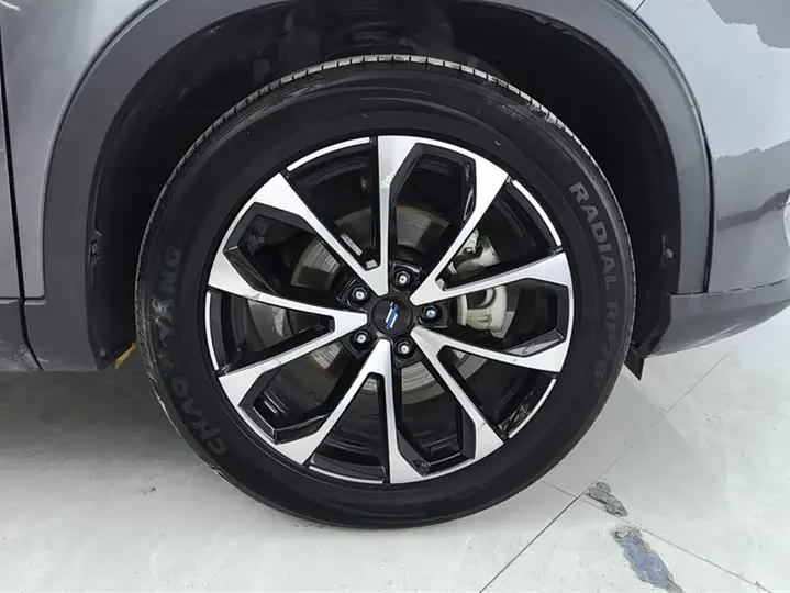 Changan Oshan X7 Plus 2023 2023款 畅享版 1.5T自动智享型 7座