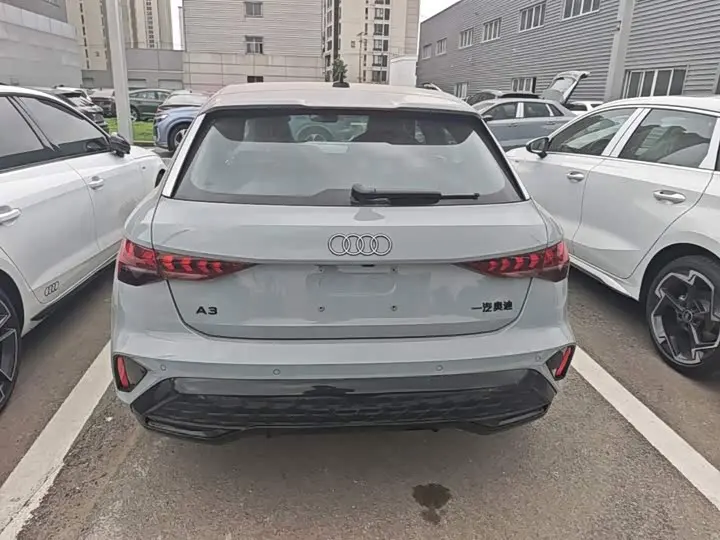 Audi A3 2026 2026款 Sportback 35TFSI 飞驰尊享型 +豪华臻选包