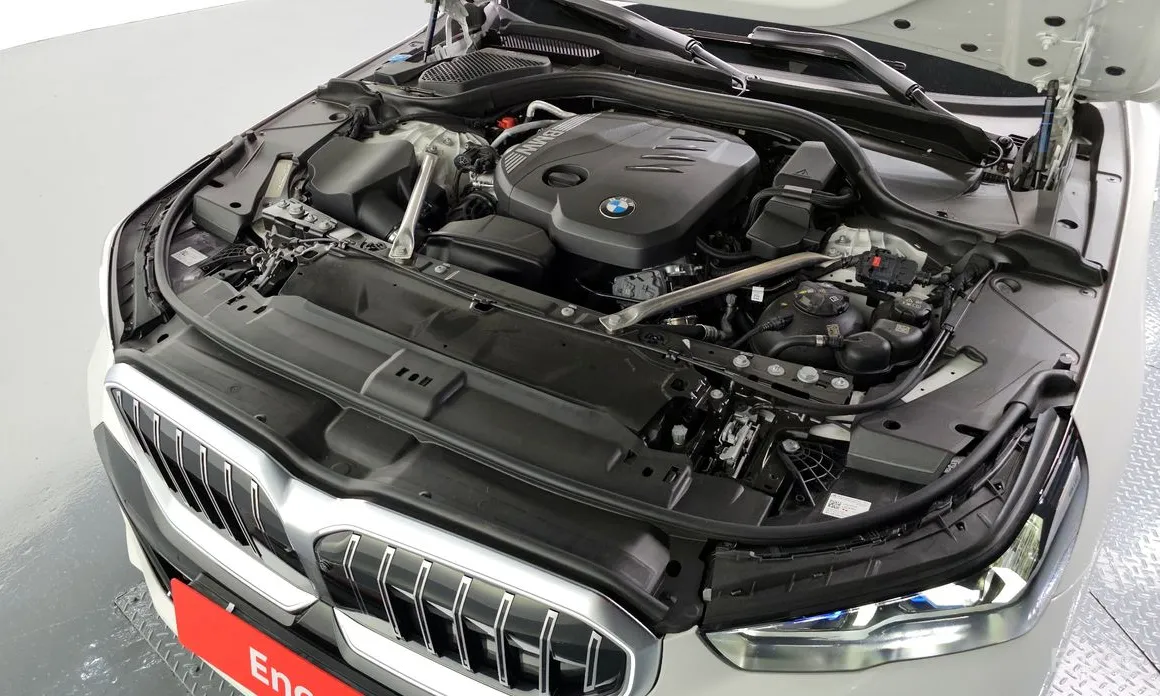 BMW 5 Series 2023 523d M Sport