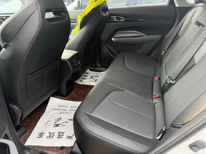 Changan Oshan Z6 2023 2023款 蓝鲸 1.5T DCT智领型