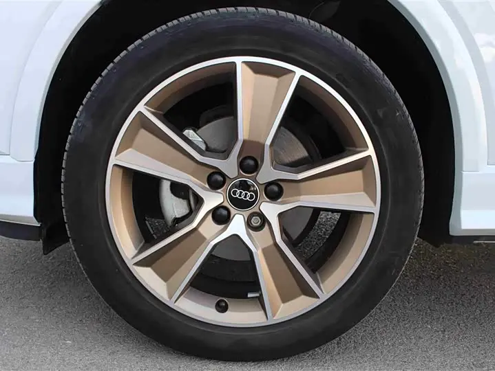 Audi Q2L 2024 2024款 35TFSI 时尚动感型