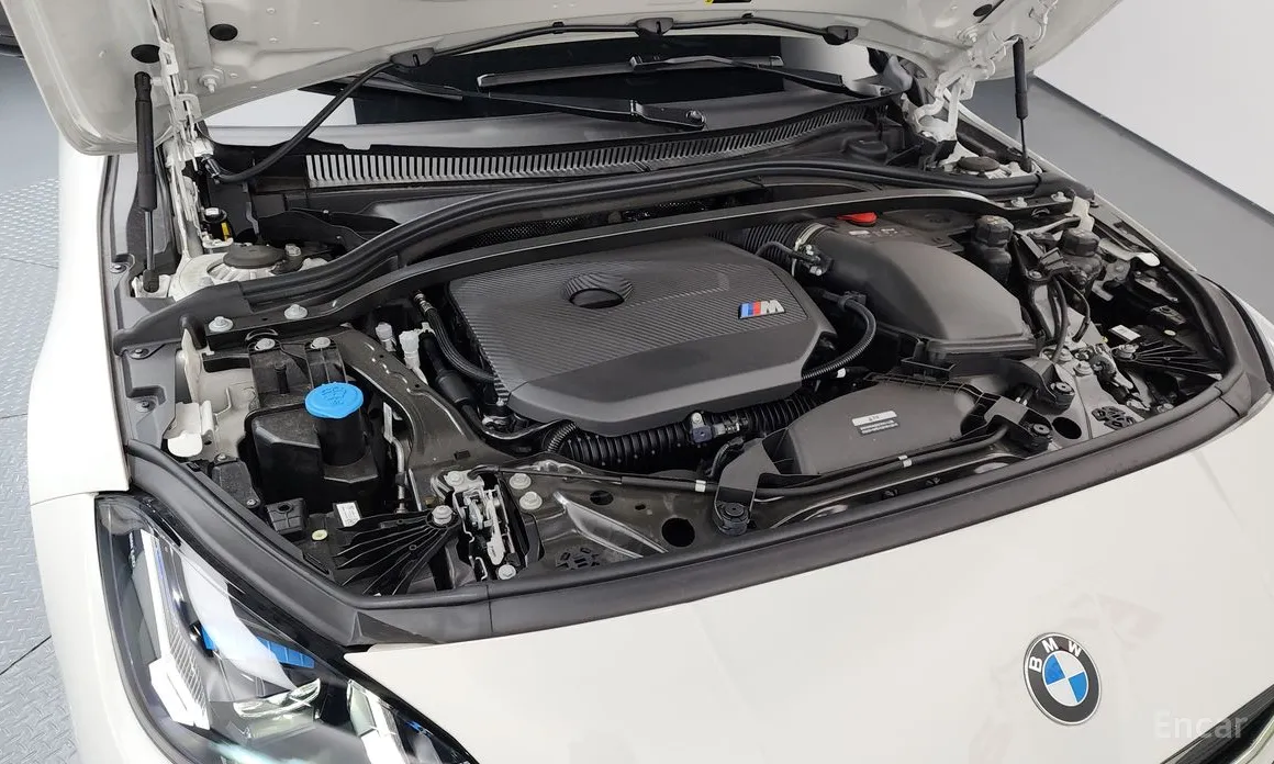 BMW 1 Series 2025 M135 xDrive Pro First Edition