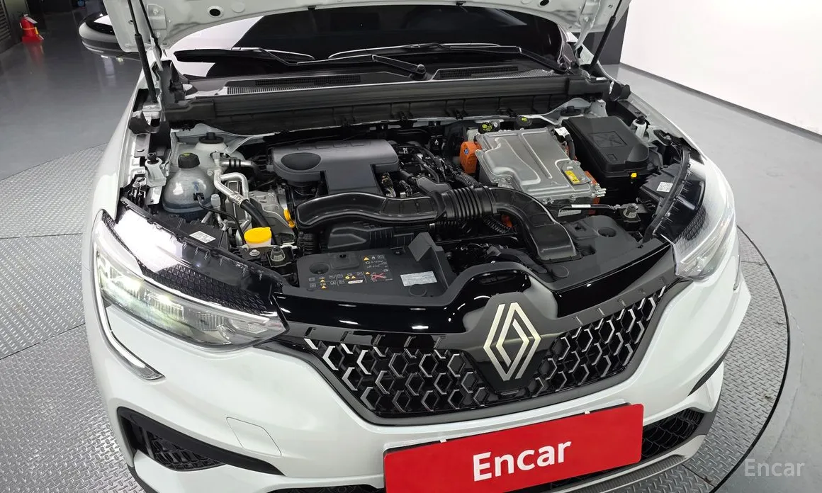 Renault Arkana 2024 1.6 E-TECH Iconic