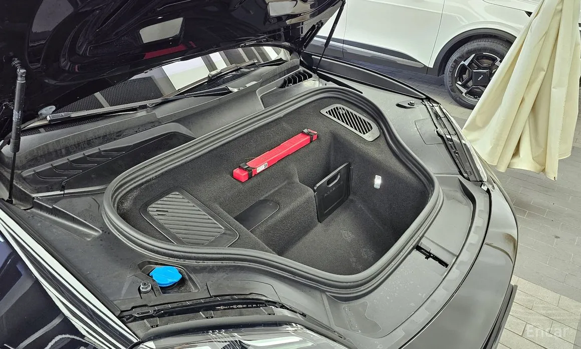Porsche Macan 2024 Turbo