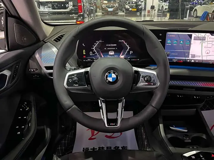 BMW 2 Series 2026 2026款 225L M运动曜夜套装