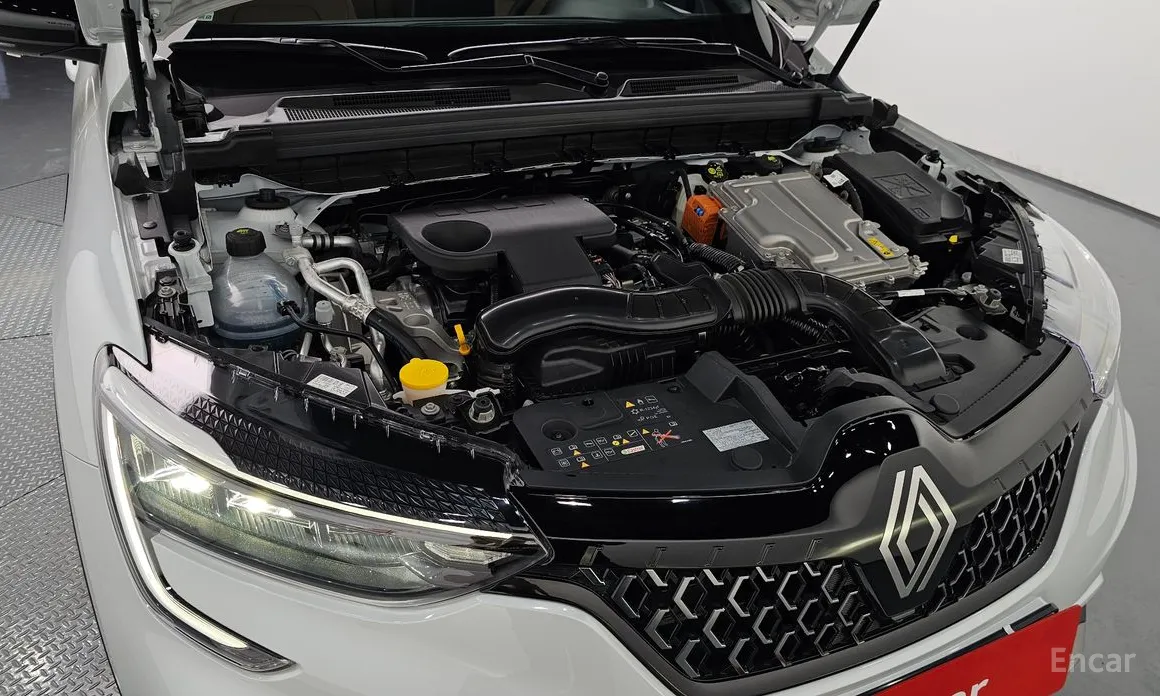 Renault Arkana 2024 1.6 E-TECH Iconic