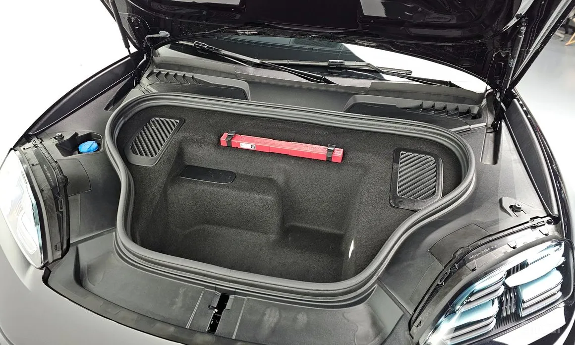 Porsche Macan 2024 Base 4