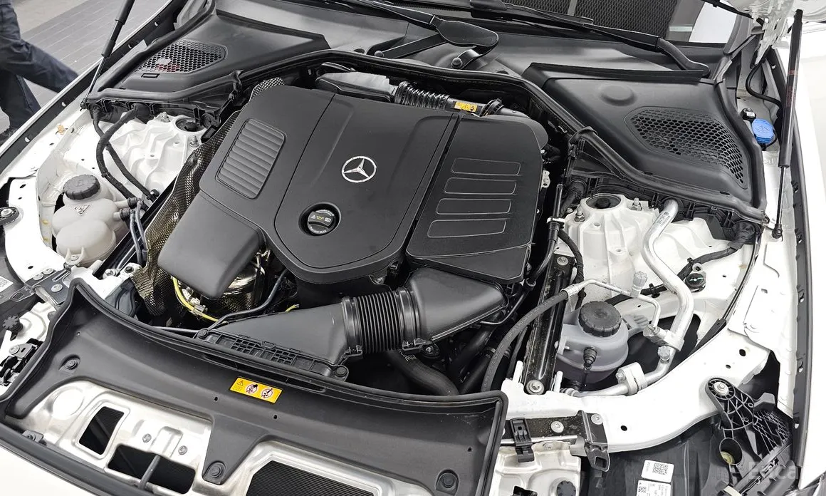 Mercedes-Benz E-Class 2024 E200 AMG Line