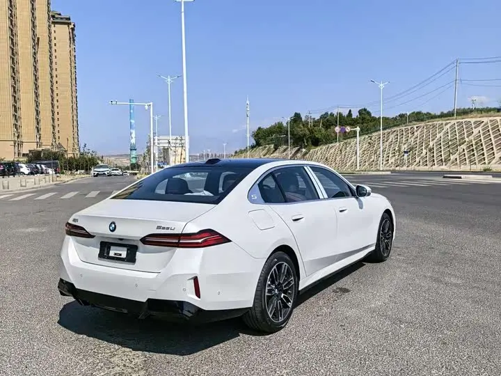 BMW 5 Series 2026 2026款 525Li M运动套装