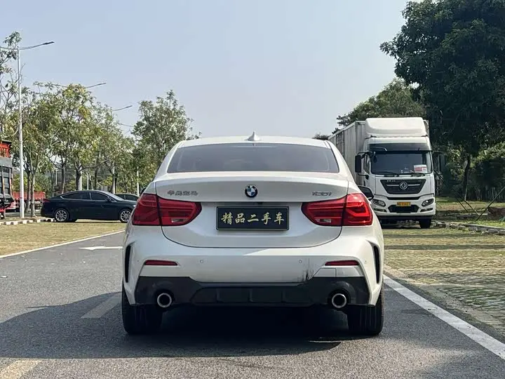 BMW 1 Series 2023 2023款 120i M运动版