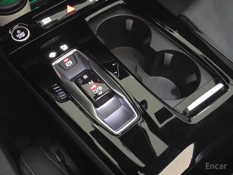 Audi Q6 e-tron 2025 Premium Quattro