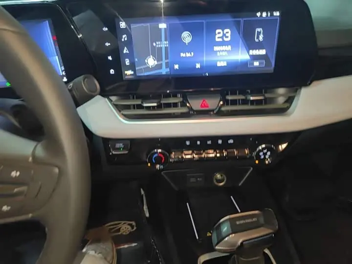 Chevrolet Monza 2024 2024款 1.5L 双离合悦享版