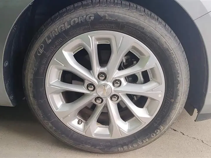 Chevrolet Monza 2024 2024款 1.5L 双离合悦享版