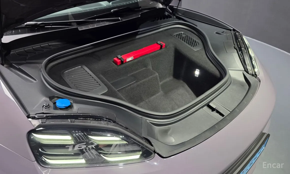 Porsche Macan 2024 Turbo