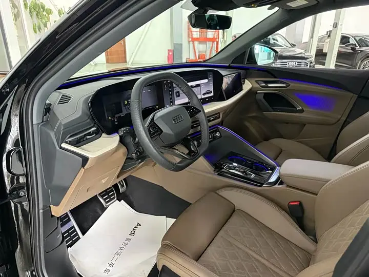 Audi Q5L 2026 2026款 2.0T 千万用户专享版