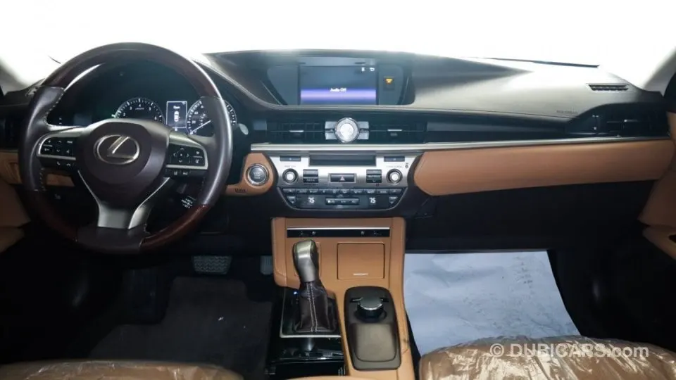 Lexus ES 2018