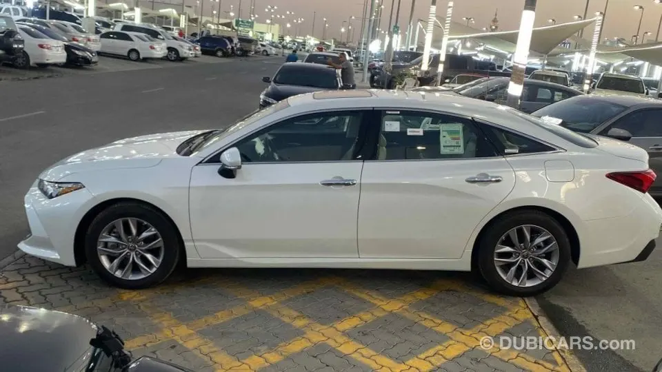 Toyota Avalon 2021