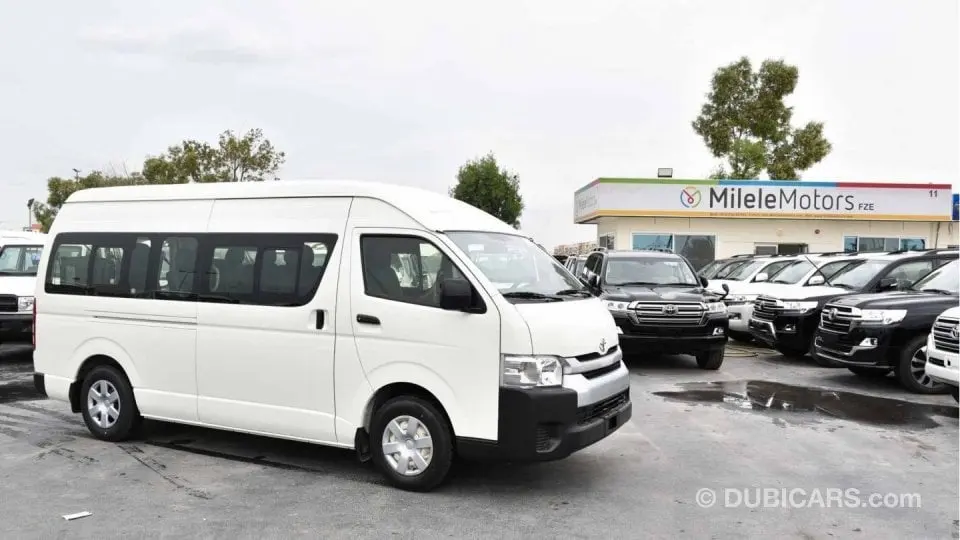 Toyota HiAce 2021