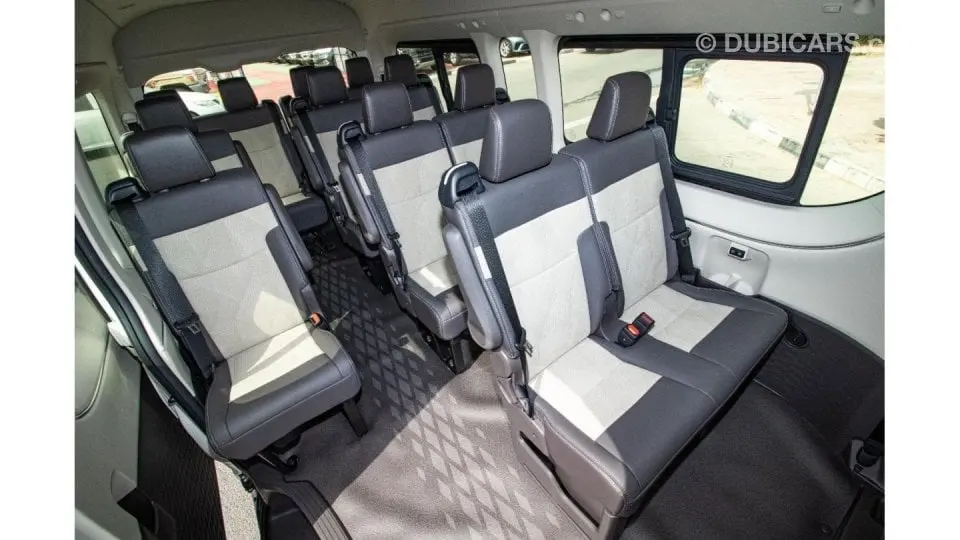 Toyota HiAce 2021