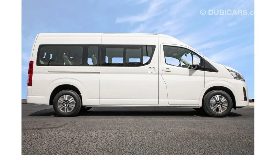 Toyota HiAce 2021