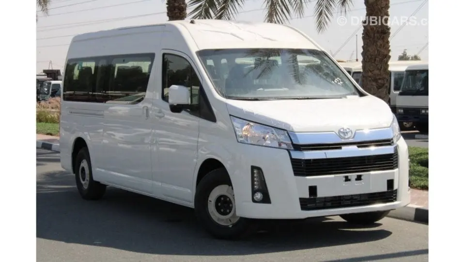 Toyota HiAce 2022