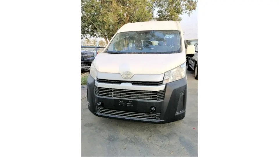 Toyota HiAce 2022