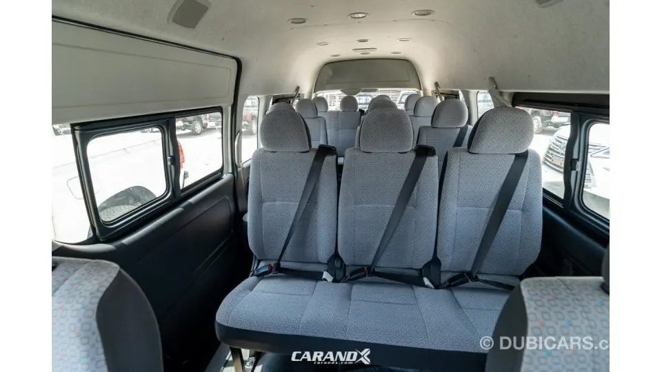 Toyota HiAce 2021