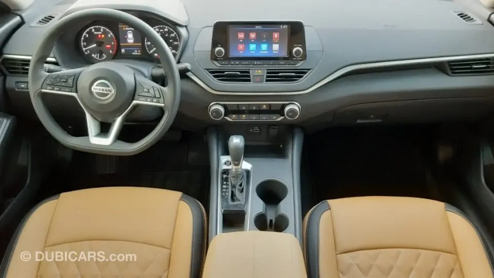 Nissan Altima 2021