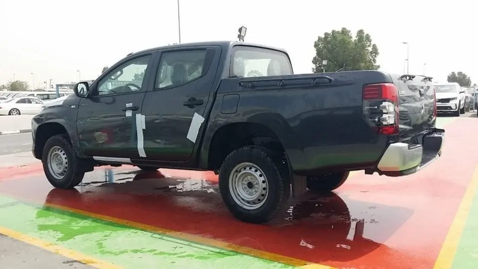 Mitsubishi L200 2021