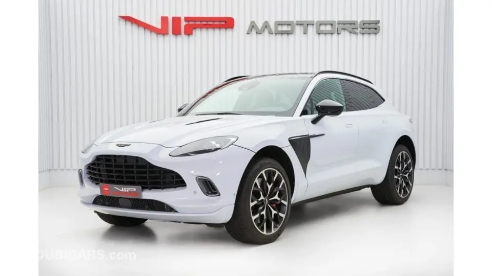 Aston Martin DBX 2022