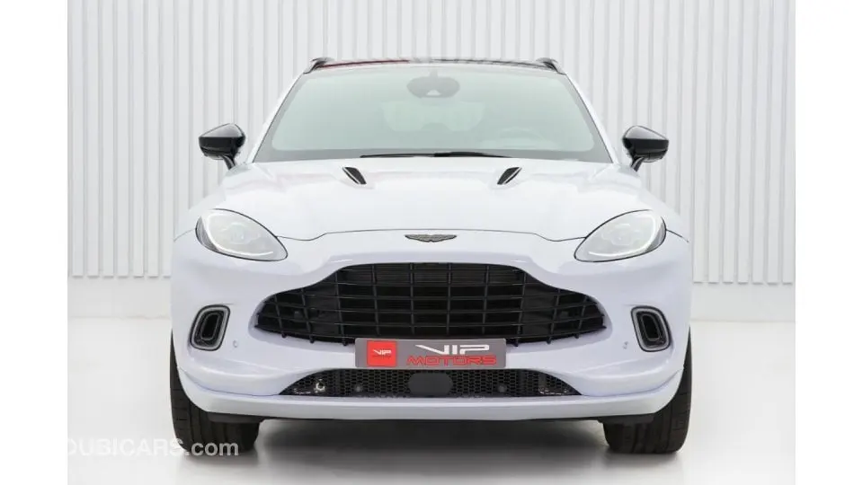Aston Martin DBX 2022