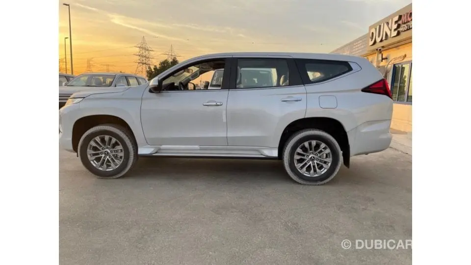 Mitsubishi Montero Sport 2020