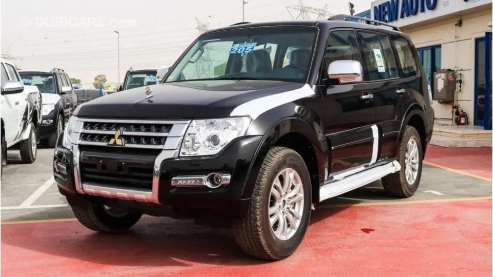Mitsubishi Pajero 2020