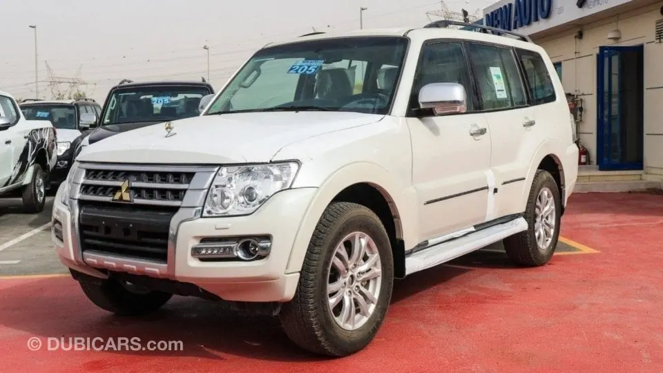 Mitsubishi Pajero 2020