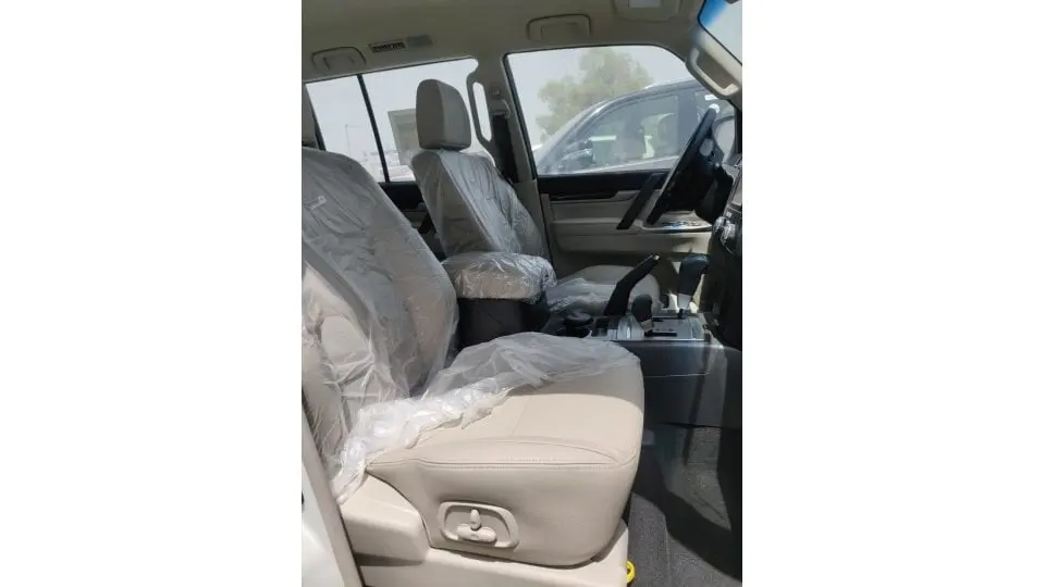 Mitsubishi Pajero 2020