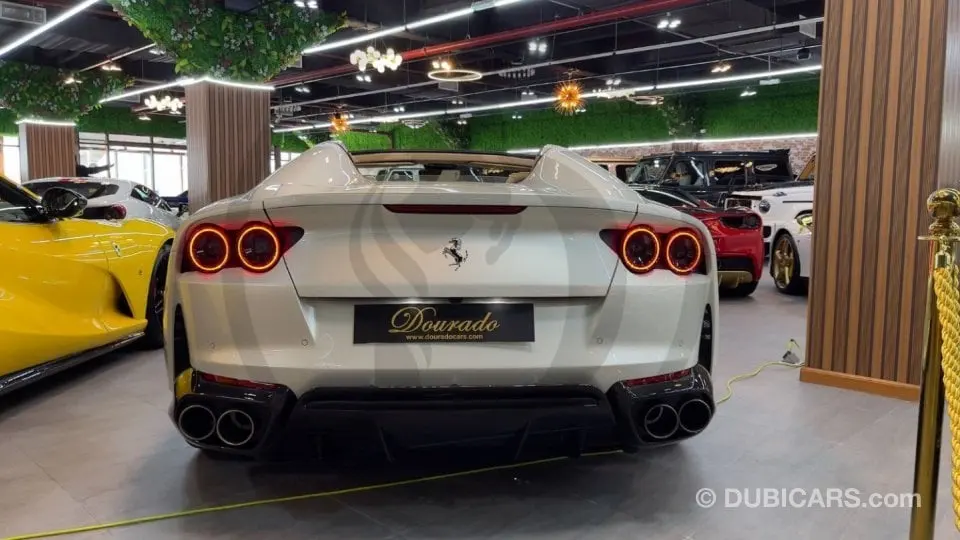 Ferrari 812 GTS 2022