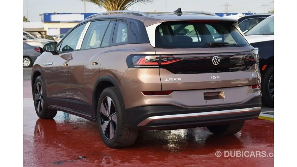 Volkswagen ID.6 2021